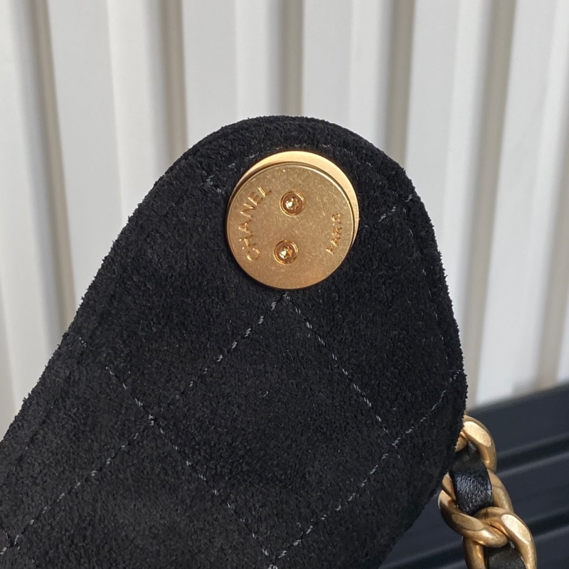 Ch**el bucket bags